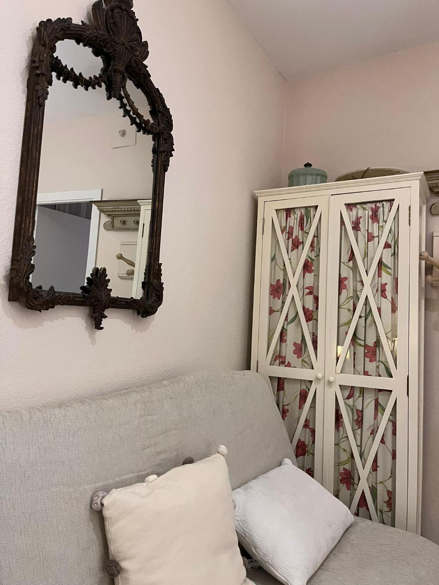 Con Encanto Muy Centrico En Pilatos Ideal Pareja Appartamento *